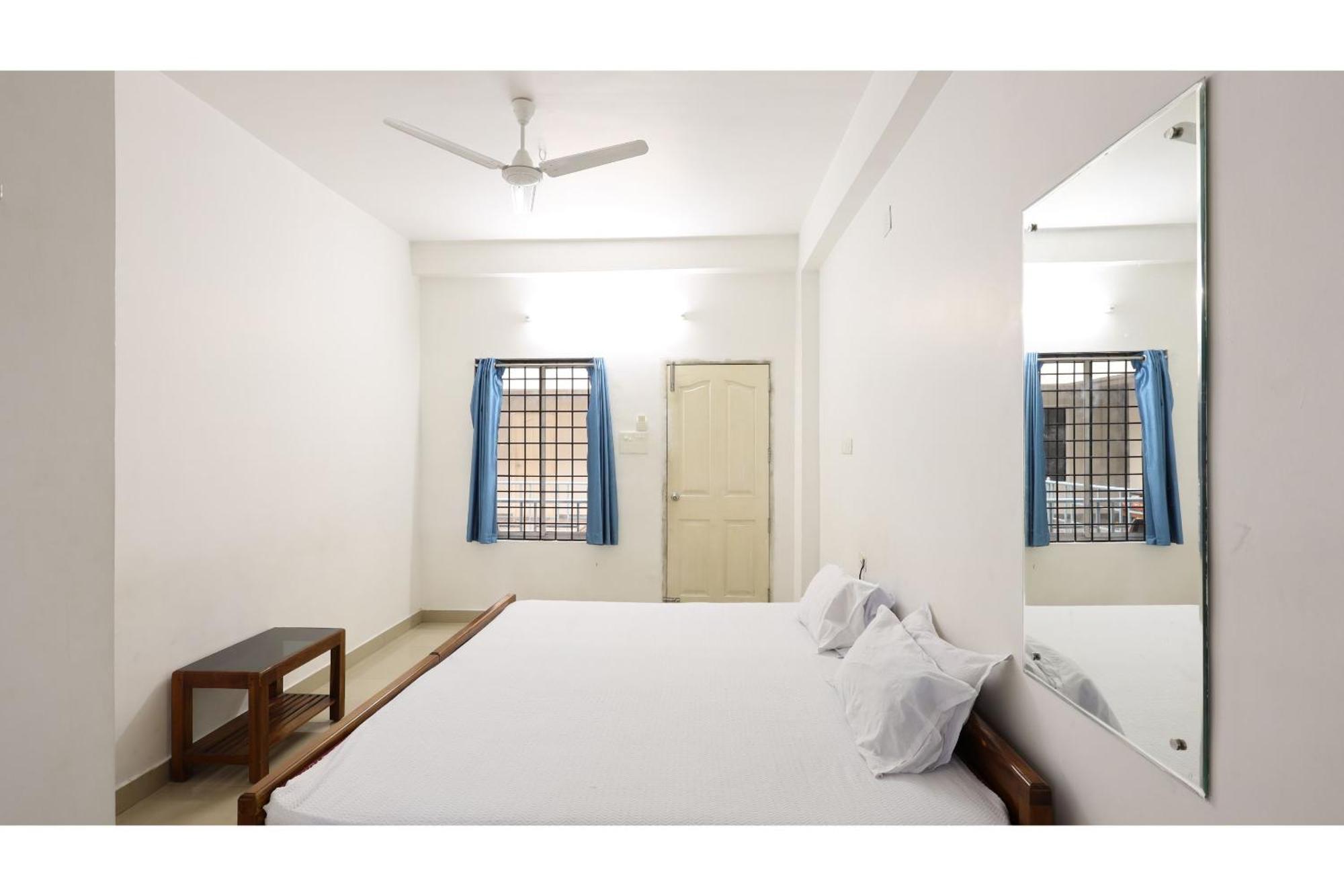 Collection O Ar Square Hotell Thrissur Eksteriør bilde
