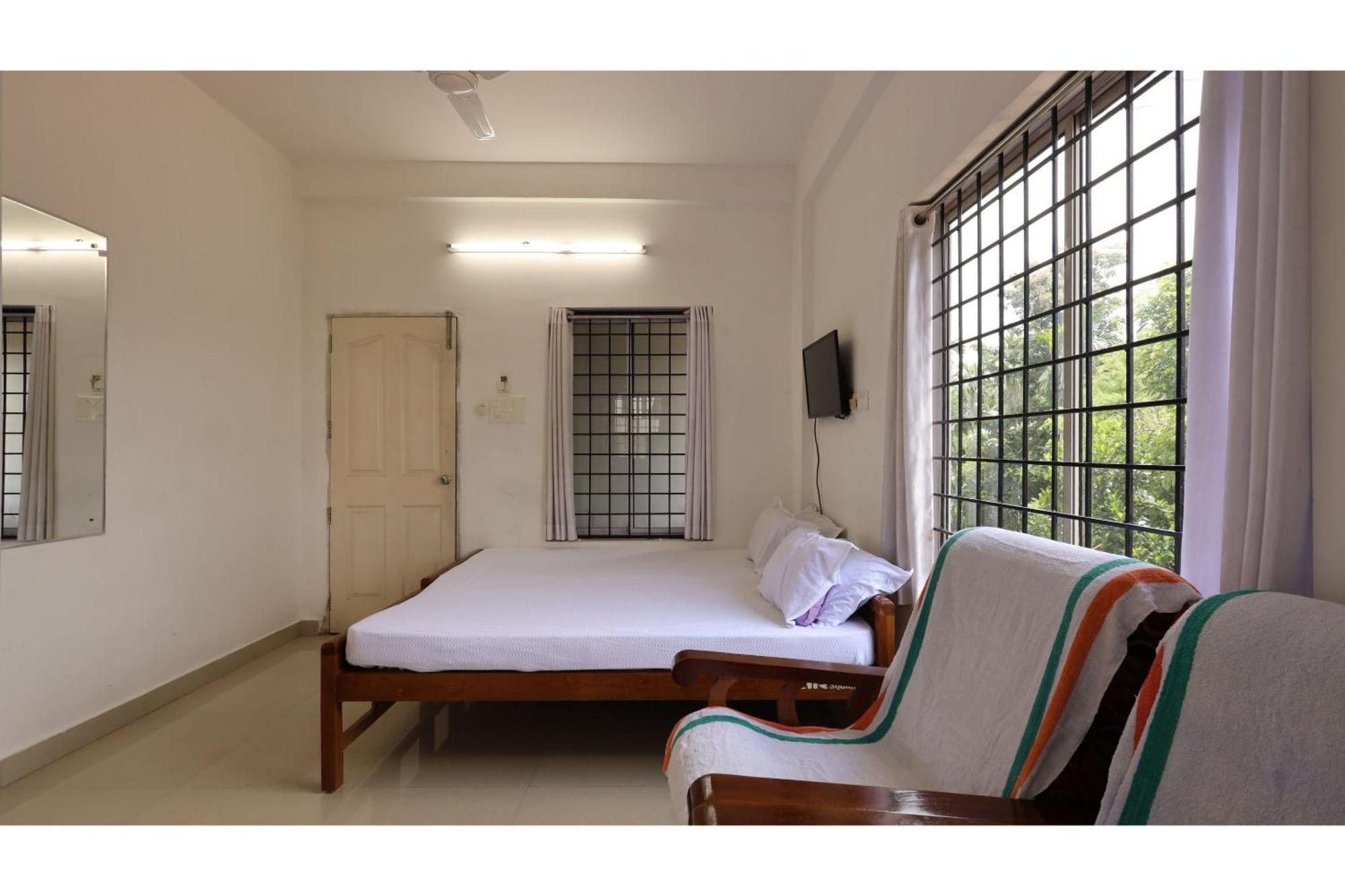 Collection O Ar Square Hotell Thrissur Eksteriør bilde